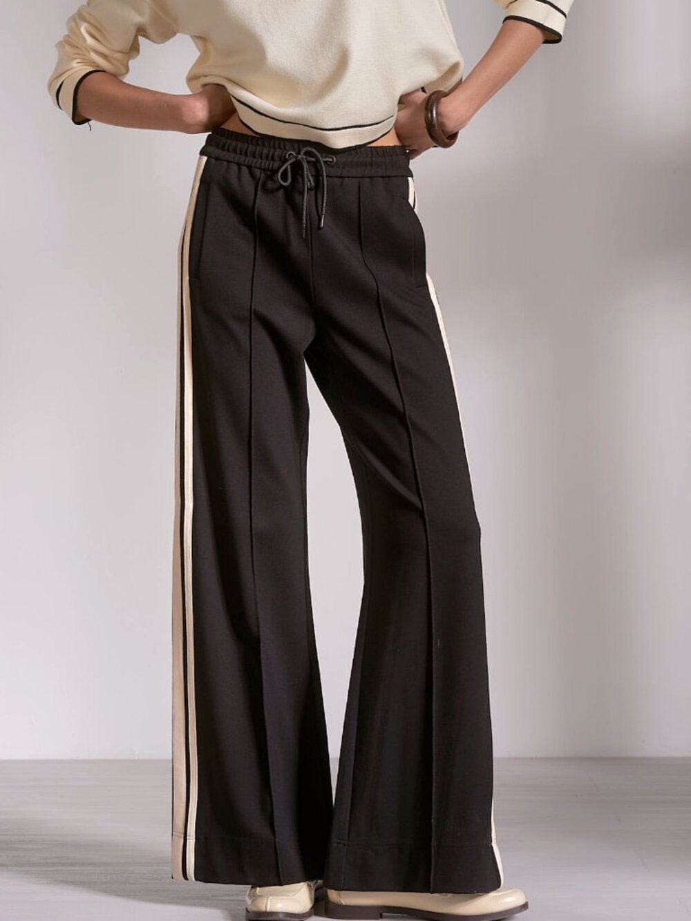 NWT Elan Black Natural Track Pants